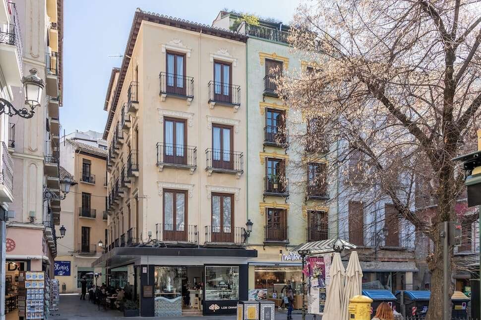 Libere Granada Catedral - Vlucht + hotel Granada