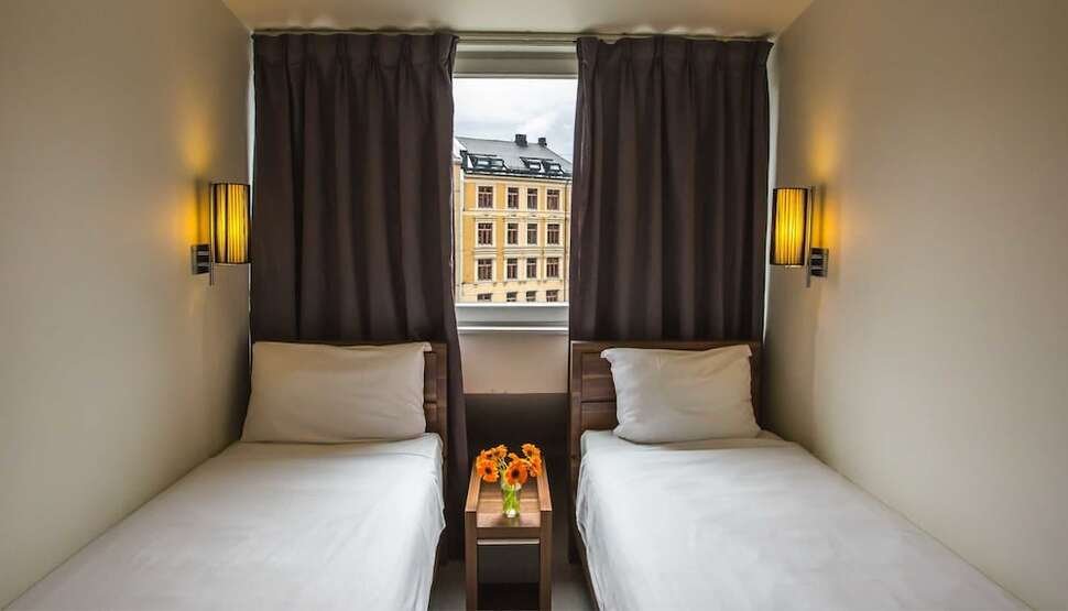 Central City Appartementen - Vlucht + hotel Oslo