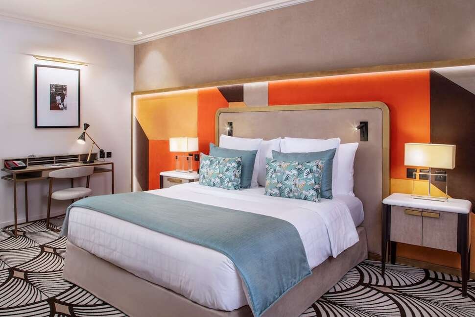 Hotel Bristol - Vlucht + hotel Genève
