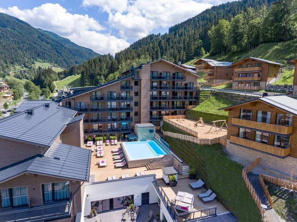 Hotel Adapura Wagrain - Vlucht + hotel Wagrain