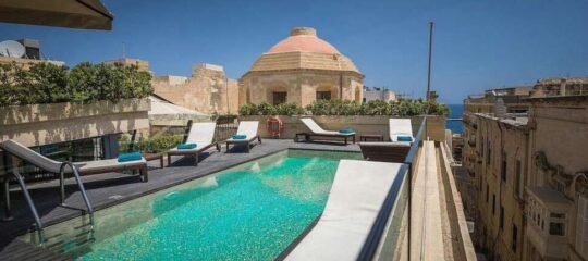 Palazzo Consiglia - Vlucht + hotel Valletta