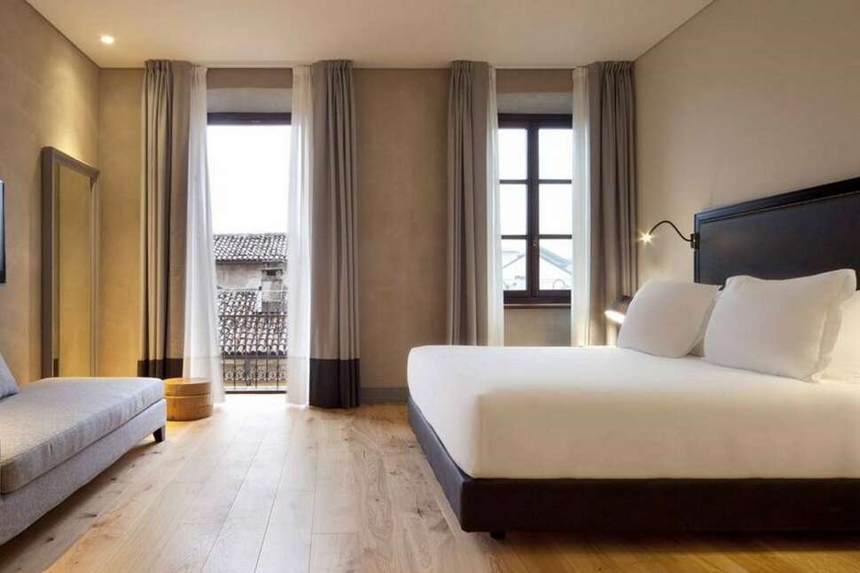 NH Collection Torino Piazza Carlina - Vlucht + hotel Turijn