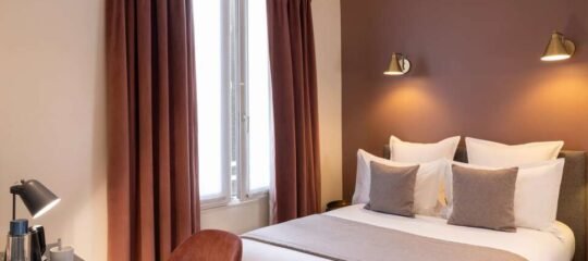 Hotel Brady - Vlucht + hotel Parijs