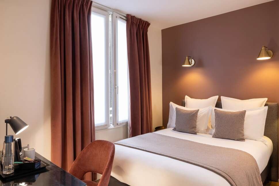 Hotel Brady - Vlucht + hotel Parijs