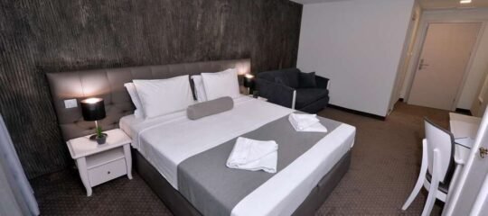 Alexandar II Hotel - Vlucht + hotel Skopje