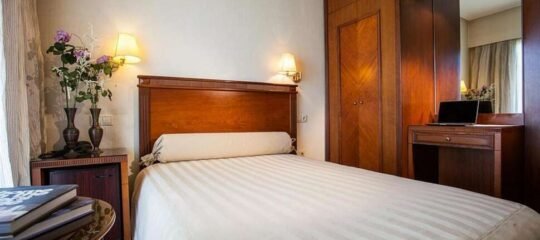 Hotel El Greco - Vlucht + hotel Thessaloniki