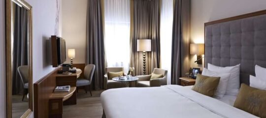 Platzl Hotel - Vlucht + hotel München