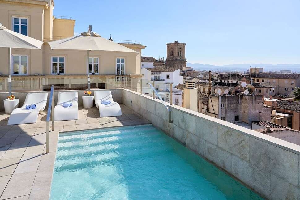 Hotel Granada Five Senses Rooms & Suites - Vlucht + hotel Granada