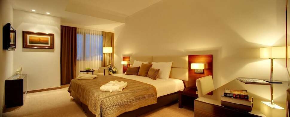 Hotel Aristos - Vlucht + hotel Zagreb
