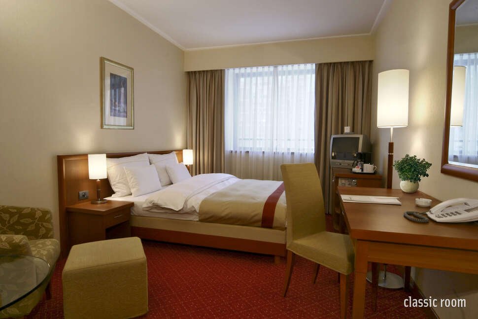 Hotel International - Vlucht + hotel Zagreb
