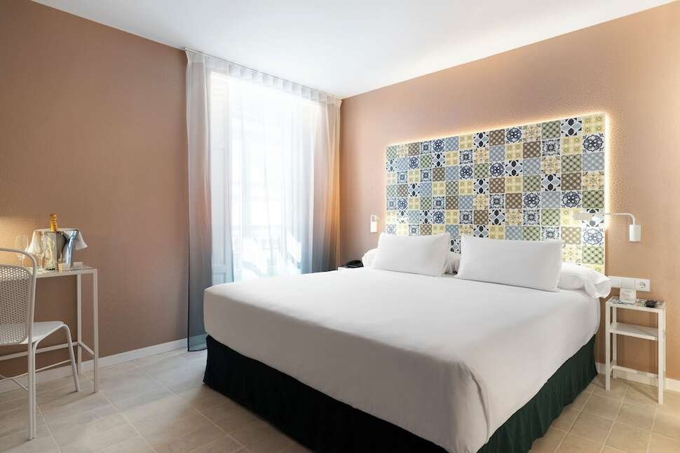 Axel Hotel Valencia - Vlucht + hotel Valencia
