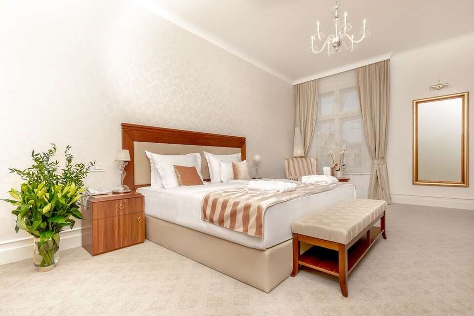 Le Premier Boutique Hotel - Vlucht + hotel Zagreb