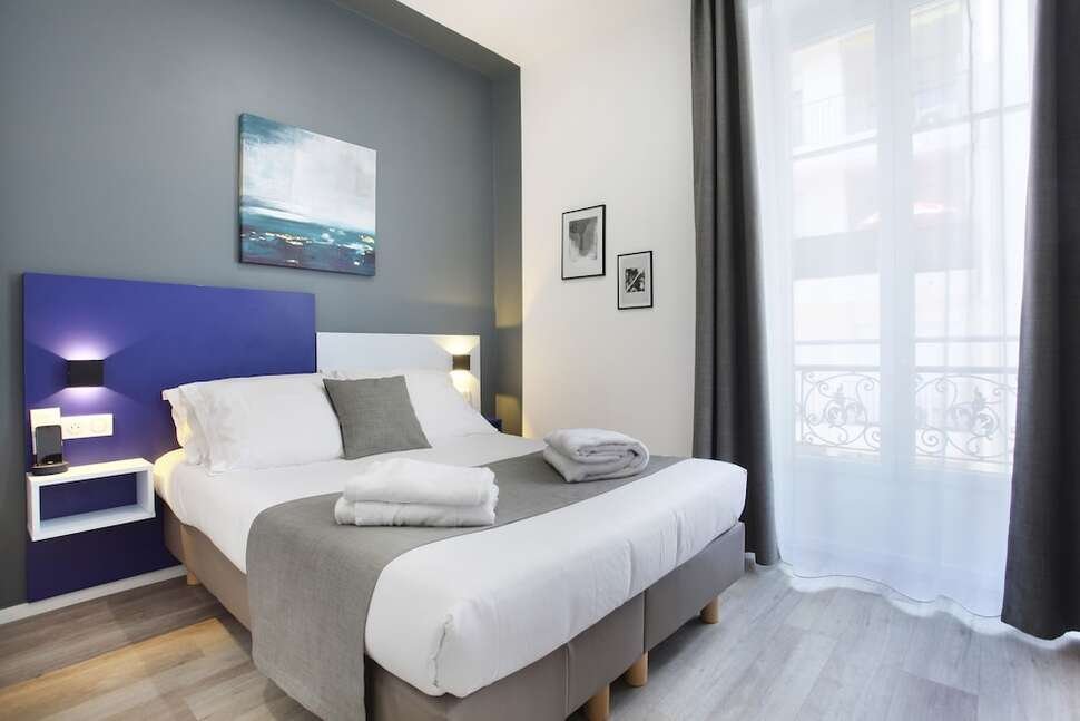 Alcove Hotel Nice - Vlucht + hotel Nice
