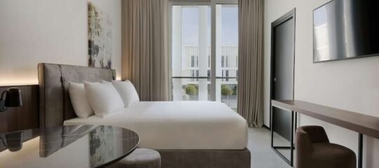 J hotel - Vlucht + hotel Turijn