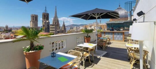 H10 Montcada Boutique Hotel - Vlucht + hotel Barcelona