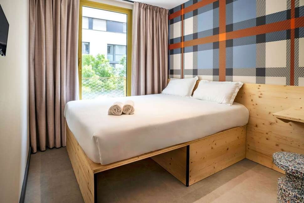 EasyHotel Marseille Euromed - Vlucht + hotel Marseille