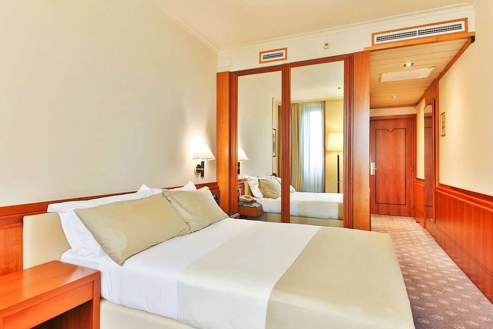 Hotel Leon d'Oro - Vlucht + hotel Verona