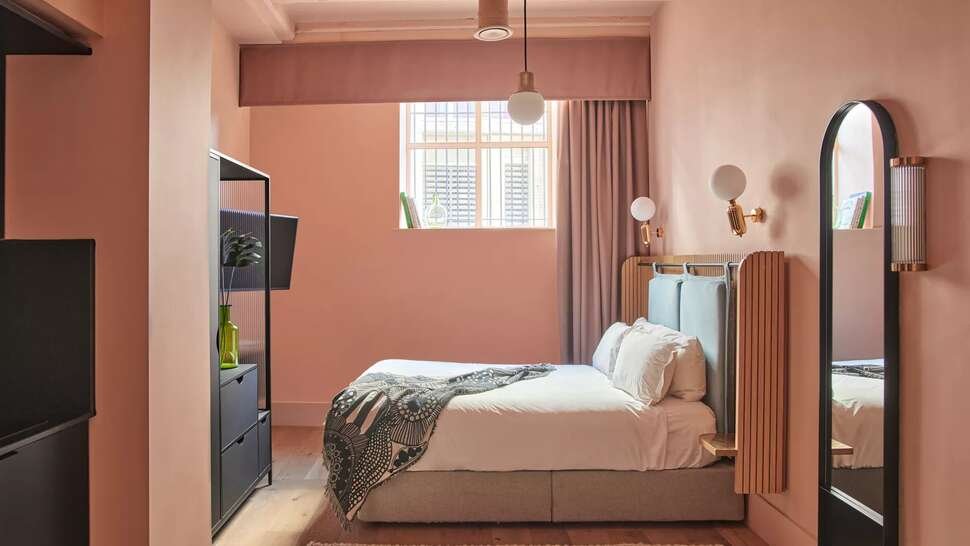Whitworth Locke - Vlucht + hotel Manchester