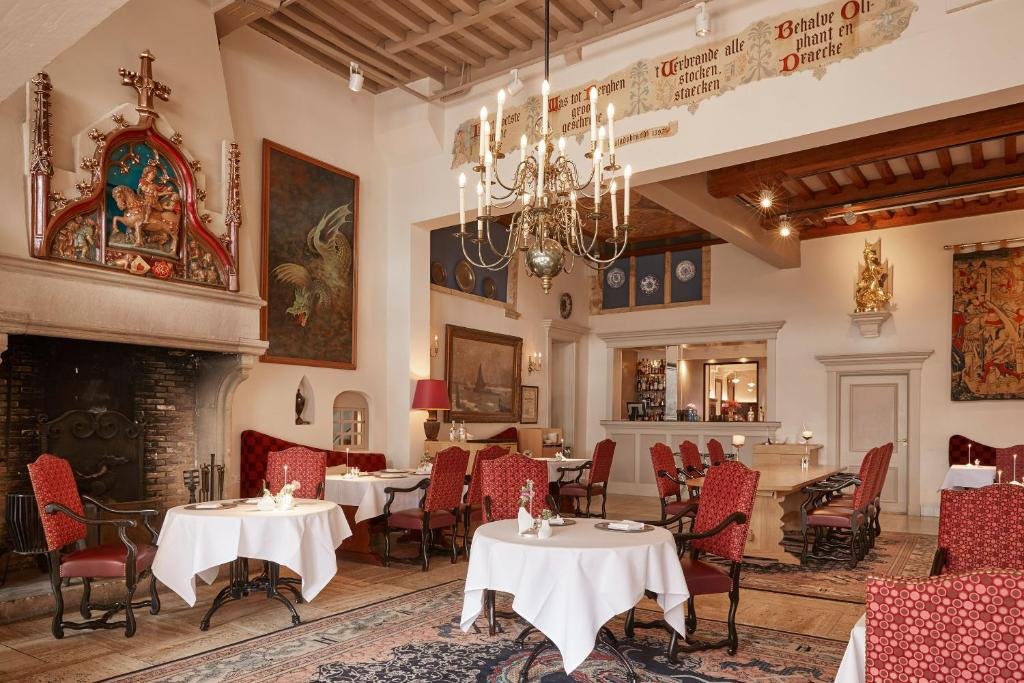 Grand Hotel De Draak | Beleef de luxe in het oudste hotel van Nederland | incl. 4-gangendiner