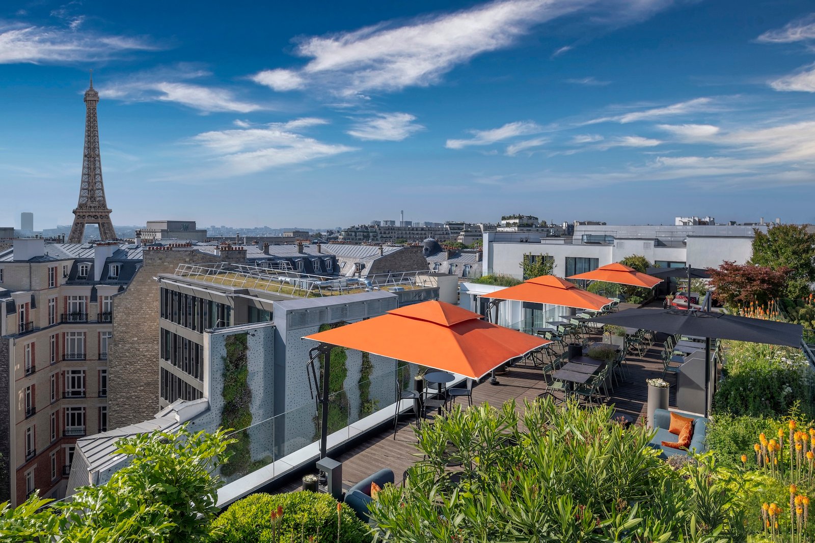 Canopy by Hilton Paris Eiffel Tower | Geniet van een luxe stedentrip in hartje Parijs | incl. 3-gangendiner